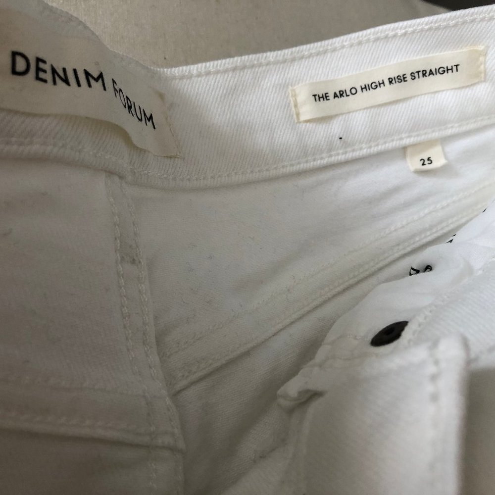Aritzia Denim Forum Arlo Jeans White 25